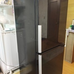 AQUA冷凍冷蔵庫　275L 2014年製　受け渡し予定者決定済