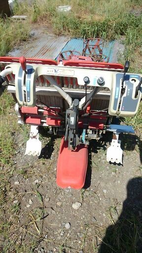 商談中、ヤンマー田植え機
