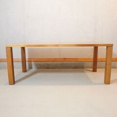 estic formax(エスティック フォルマックス)のELEMENT(エレメント) ウォールナット材 ダイニングテーブルです。シンプルなデザインでありながら機能性もあり、北欧スタイルにもおススメ♪DI313