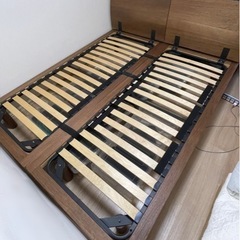 クイーンサイズ 無印良品 木製ベッドフレーム ウォールナット クイーンサイズ 無印良品 木製ベッドフレーム ウォールナット