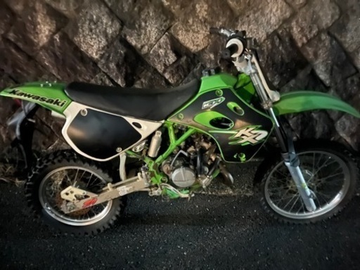 KawasakiKX 80レーサー年数の割には綺麗