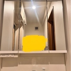 【値下げ】美品パナソニック3面鏡　洗面所　収納ミラー　コンセント...