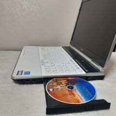 取引中です】NEC LaVie 15インチ i7 8GB SSD（256） Office2021 Wi-Fi 