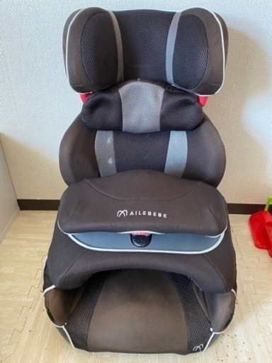エールべべ　チャイルドシート