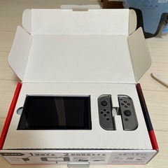 任天堂Switch バッテリー強化モデル　値下げ今日売れなかった...