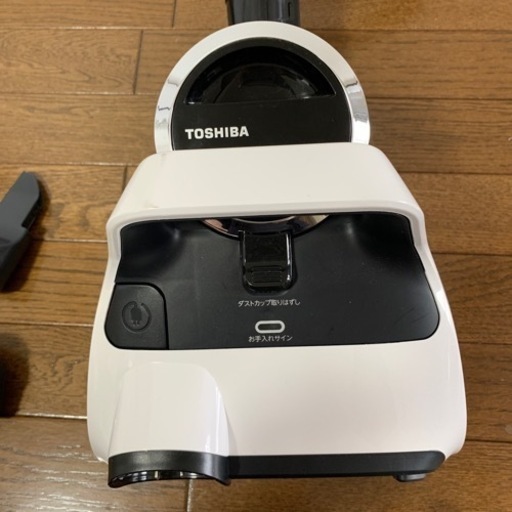 TOSHIBA　東芝クリーナー　サイクロン掃除機