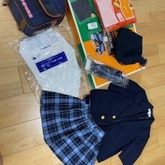 天王学園幼稚園　制服　天王学園　制服