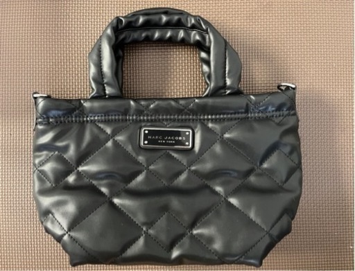 MARCJACOBS バック　黒　9/30まで