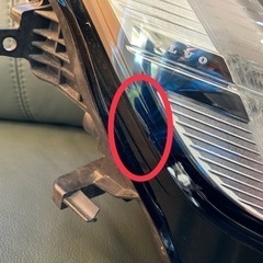 【中古】純正　右ヘッドライト　ボルボ　V60　若干のキズ有