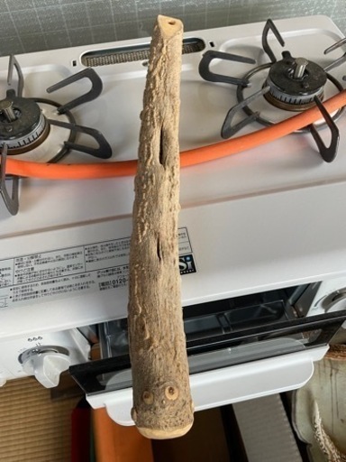 天然山椒の木で作った、すりこぎ