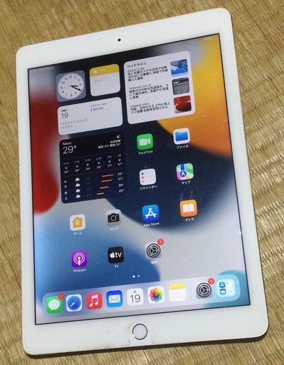 ipad air2  32gb  少々難あり