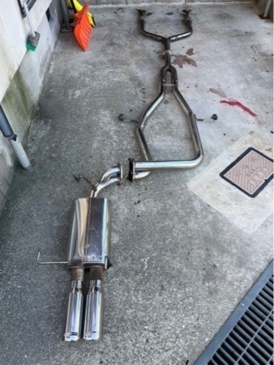 プレジデントマフラー スリーキャッツ シーマ プレジデント F50 v8