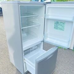 福岡市内配送無料　パナソニック Panasonic NR-B149W-S [冷蔵庫(138L 右開き) 2ドア シルバー]