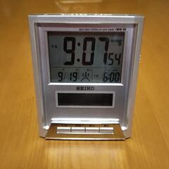 （値下げしました)SEIKO 電波時計　置き時計　電池新品