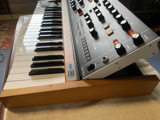 behringer POLY D アナログシンセサイザー ベリンガー behringer POLY