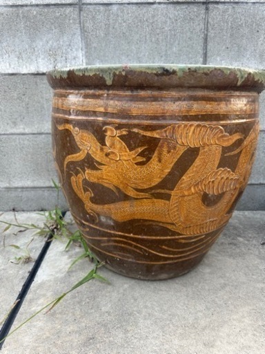 金魚鉢 メダカ鉢 龍四石　骨董品　100年前の壺　詳細不明
