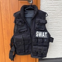 SWAT タクティカルベスト　アメリカンポリス