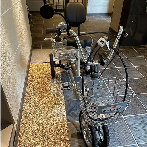 シニア 三輪 四輪 自転車 aero クークルMⅡ 空気入れ不要 絶対に