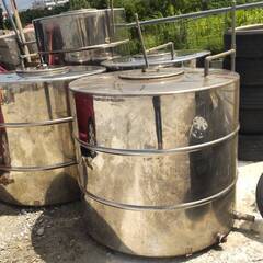 ステン水タンク　1個30000円