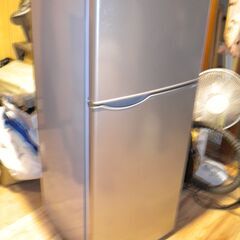 シャープノンフロン冷凍冷蔵庫２０１６年製
