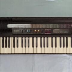 USED  CASIO  キーボード   光ナビ 自動演奏付