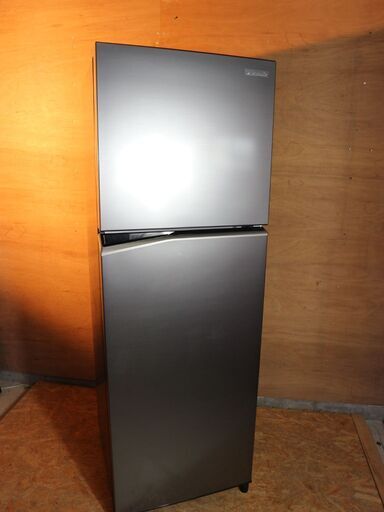 仙台市内近郊配送料込み！2023年製 Panasonic パナソニック 冷凍冷蔵庫 248L NR-B252T-H 形 大型2ドア冷蔵庫 高年式 美品