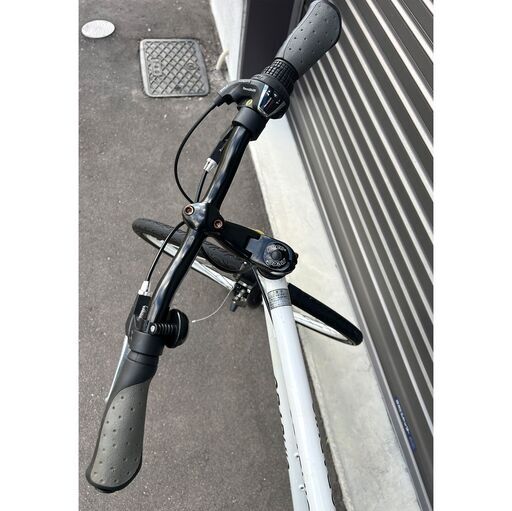 GRAPHIS (グラフィス) アルミフレーム 26インチ クロスバイク シマノ6