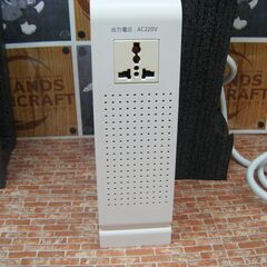 UMI　VC-2500　アップトランス　 電源トランス　未使用品　100V/110V to 220V/240V 2500VA 2500W 2AC口　【ハンズクラフト宜野湾店】