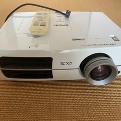 プロジェクター　EPSON EH-TW3600