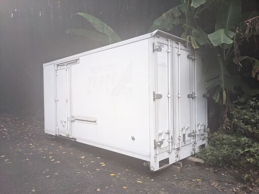 2とん車クラスの冷凍箱7万円売り2012年製 2とん車クラスの冷凍箱7万円売り2012年製