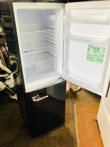 福岡市内配送無料　2020年　アイリスプラザ 冷蔵庫 130L 一人暮らし おしゃれ ノンフロン 冷凍冷蔵庫 ブラック PRR-142D-B