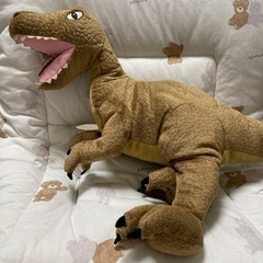 IKEA 恐竜　ぬいぐるみ　茶色