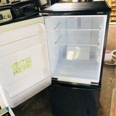 福岡市内配送無料 シャープ SHARP SJ-D14B-B [冷蔵庫(137L・つけかえ