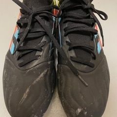 adidasスパイク27.5