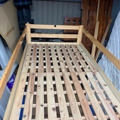 綺麗な二段ベッド　フレームのみ