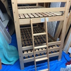 綺麗な二段ベッド　フレームのみ