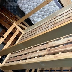 綺麗な二段ベッド　フレームのみ