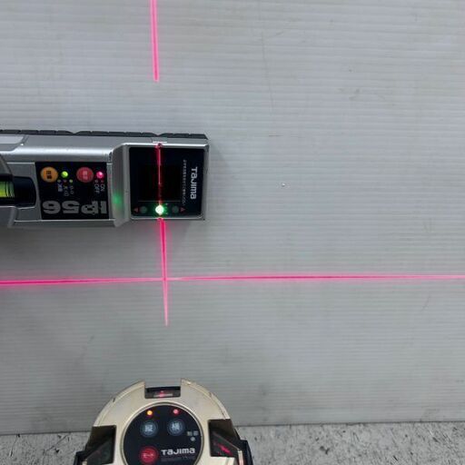 TAJIMA タジマ GT8ZS-NI レーザー墨出し器  自動追尾【野田愛宕店】【店頭取引限定】【中古】IT1STNUTWQTW TAJIMA タジマ GT8ZS-NI レーザー墨出し器 自動追尾【野田愛宕店