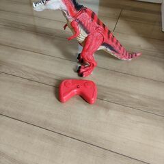 【ネット決済】恐竜ラジコン（赤）