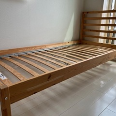 【9/22までに受取れる方】IKEA シングルベッド
