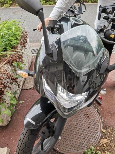SUZUKI　GIXXER150SF 不動車 SUZUKI GIXXER150SF 不動車 最高のジクサー