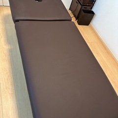エステ用　電動ベット　リクライニング付き