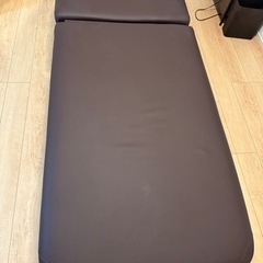 エステ用　電動ベット　リクライニング付き