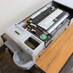 【ヤ取】≪J1091ジ≫通電OK GLORY/グローリー 自動釣銭機 RT-200/RAD-200 硬貨/紙幣 店舗用 レジ/会計 レジ釣銭機 ドロワー付き/鍵付き 現状品 