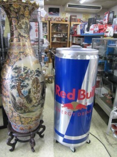 入荷！Red Bull  エナジードリンク 冷蔵庫 110cm キャスター付【冷蔵庫じゃんじゃん高価買取アールワン田川】