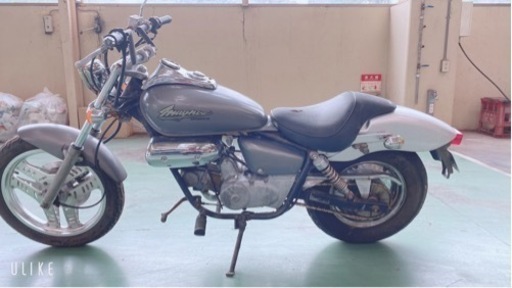 HONDA  マグナ50