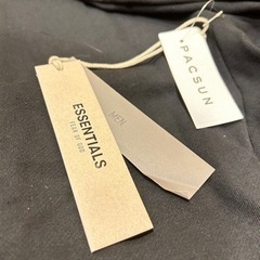 FEAR OF GOD  ESSENTIALS  今夏新作!! LA限定パーカー 新品