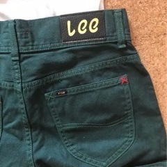 Lee ダークグリーン　秋　ショートパンツ