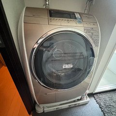 退去日が近いため処分 日立ドラム式洗濯乾燥機（BD-V9500L）