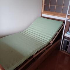 介護用電動ベッド